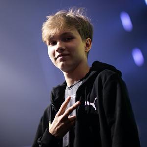 体育FIFA官方：巴林裁判舒克拉拉将担任12强赛中国与日本比赛主裁