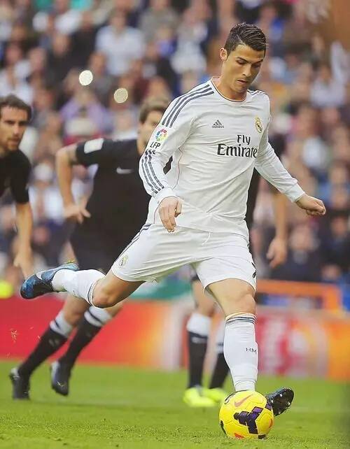 [西甲]马丁横传中路 费兰·托雷斯扫射破门.