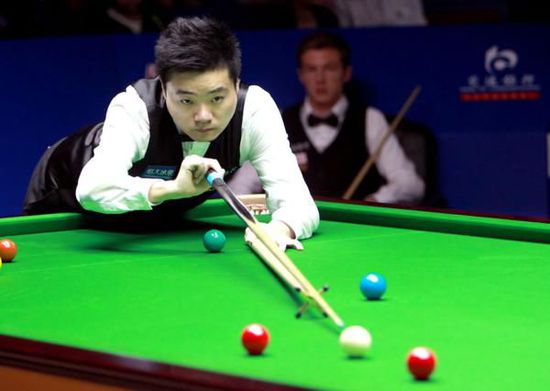 自由式滑雪世界杯利维尼奥站：徐梦桃、孙佳旭夺银.