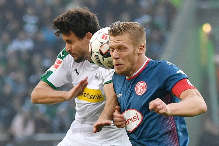 及中前场串 及中前场串